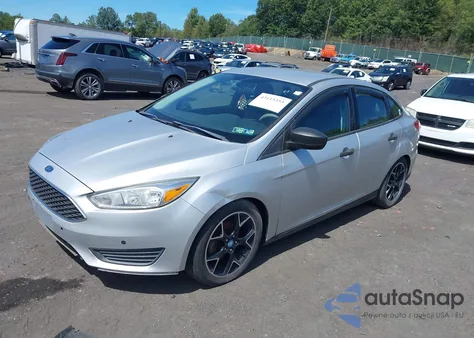 2016 Ford Focus S из США, поврежденный, VIN 1FADP3E28GL298434